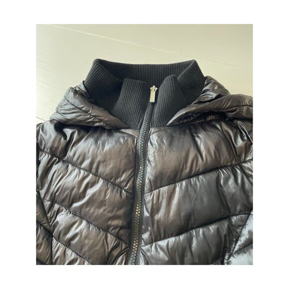 XOXO Puffer Hooded Jacket Girls Size L Front Zip Pockets Ribbed Collar and Cuffs - Picture 11 of 13